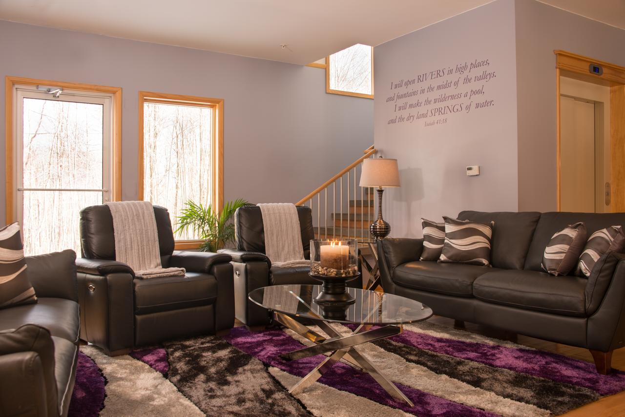 River Spring Lodge Darien Extérieur photo